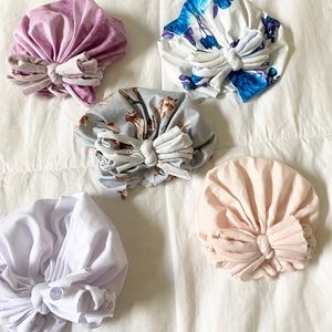 NWOT Bunny Knots Baby bow turbans in S